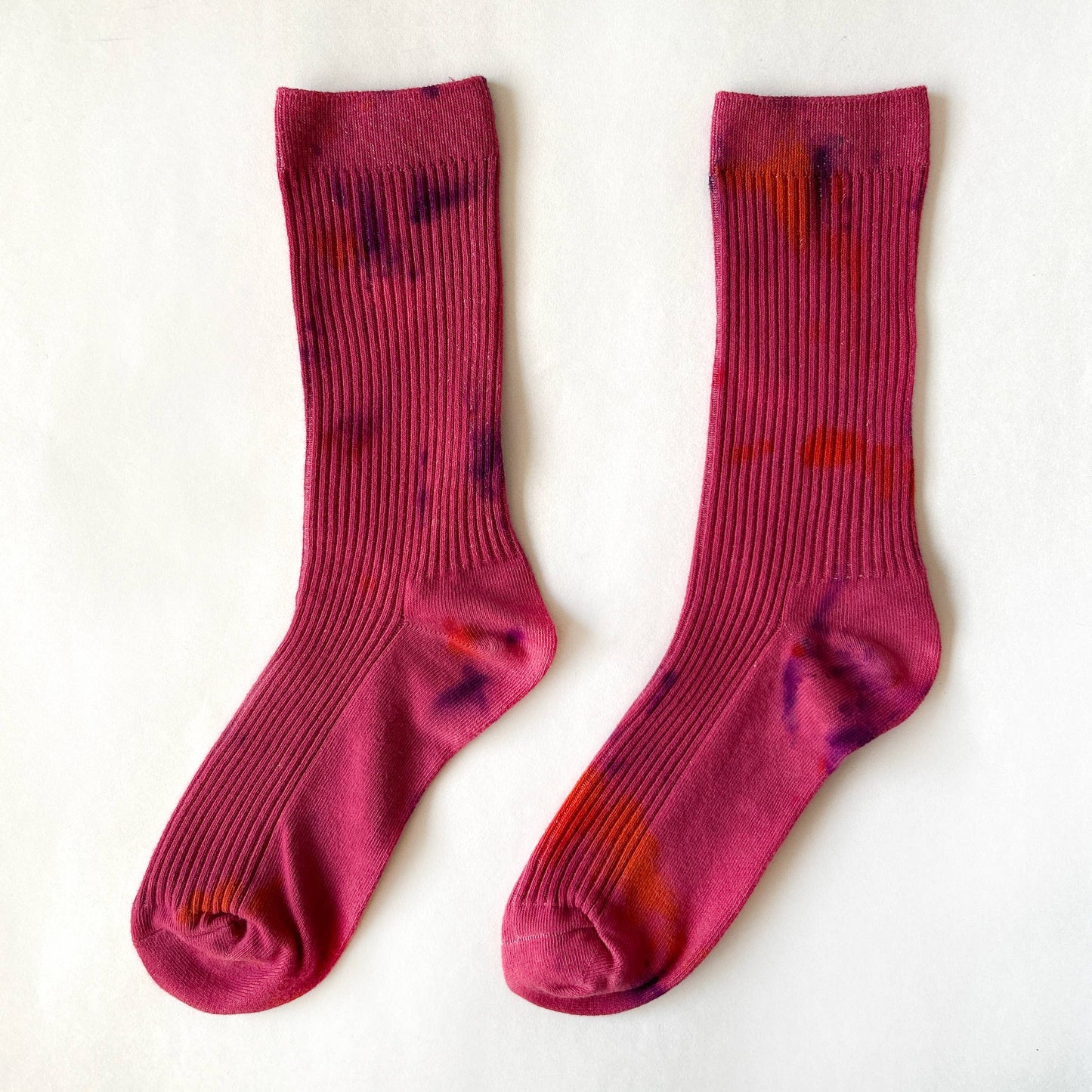 Heart Hand-dyed Dressy Socks (Women's)