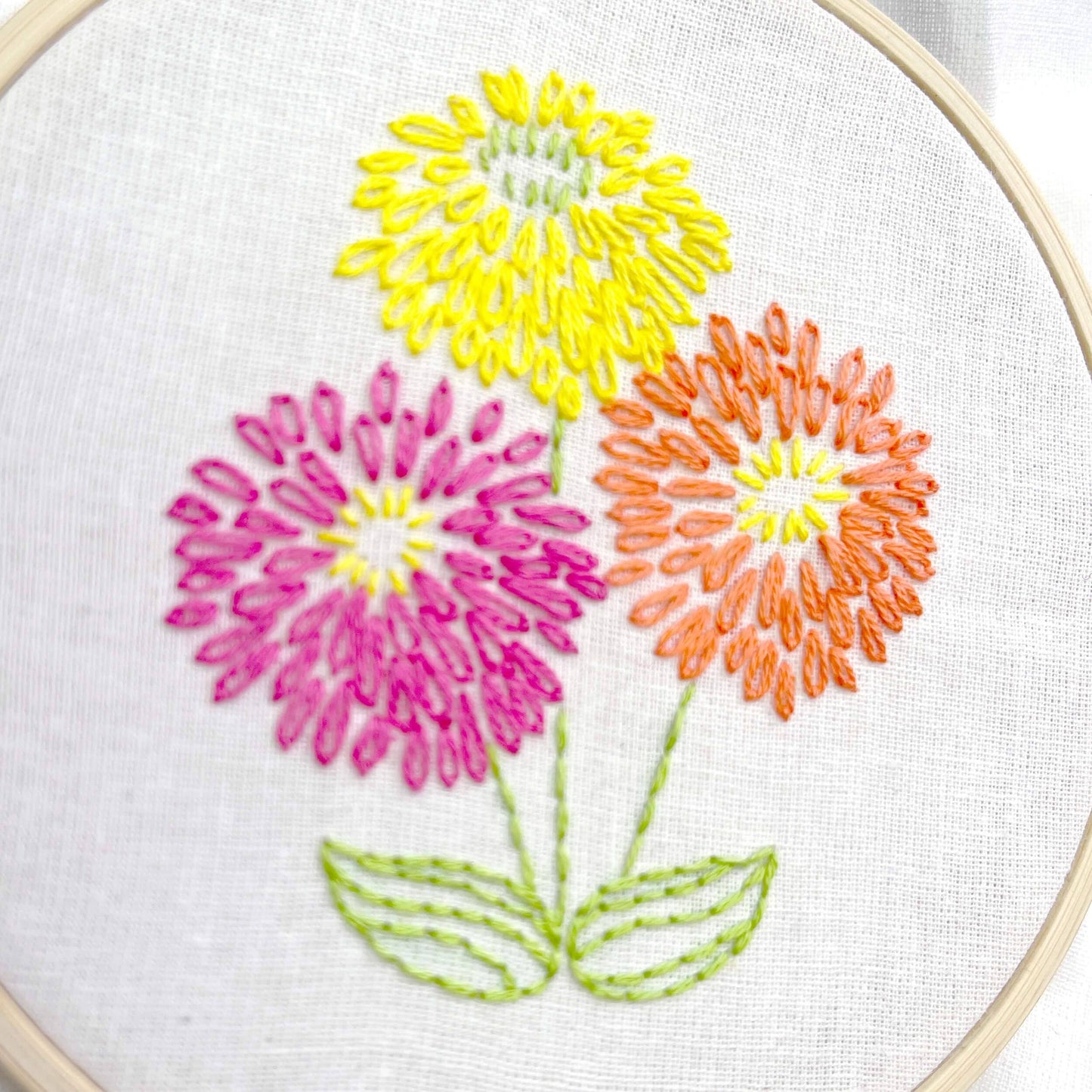 Zinnia 4" embroidery kit